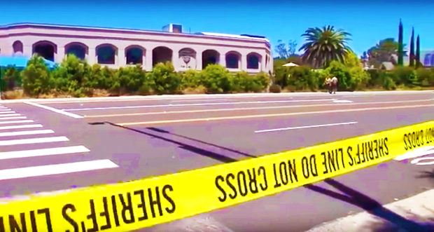 CA synagogue-shooting w yellow police tape
