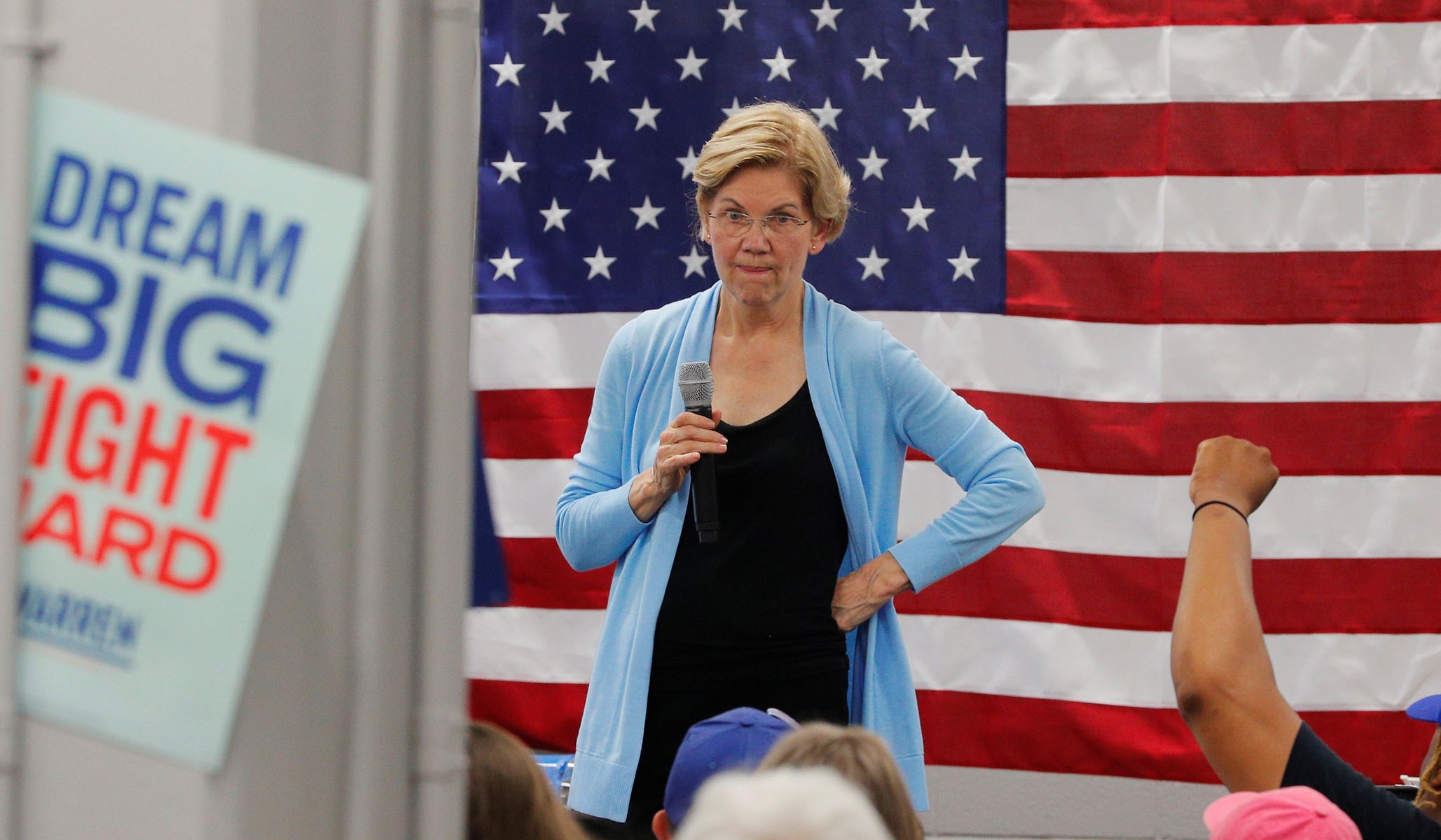 presidential candidate Warren campaigns