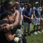 mourners in OH - shooting
