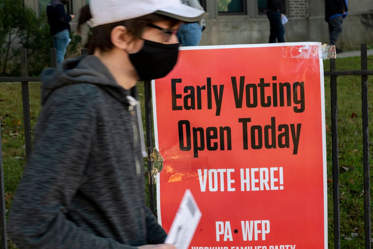 PA man heads to early voting box