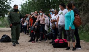 illegal immigrants -Venezuela -Border-Patrol-Texas