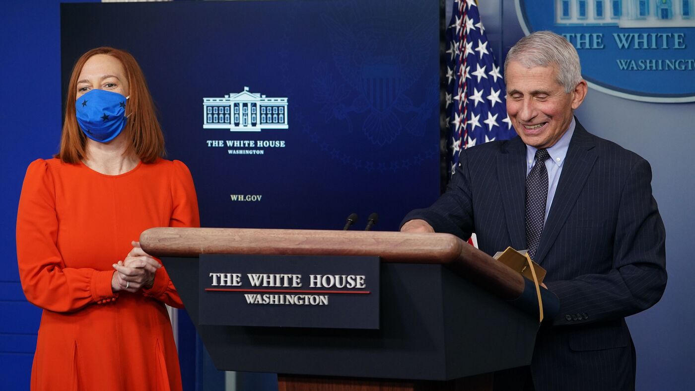 Dr.-Fauci-press-conference with Jen-Psaki