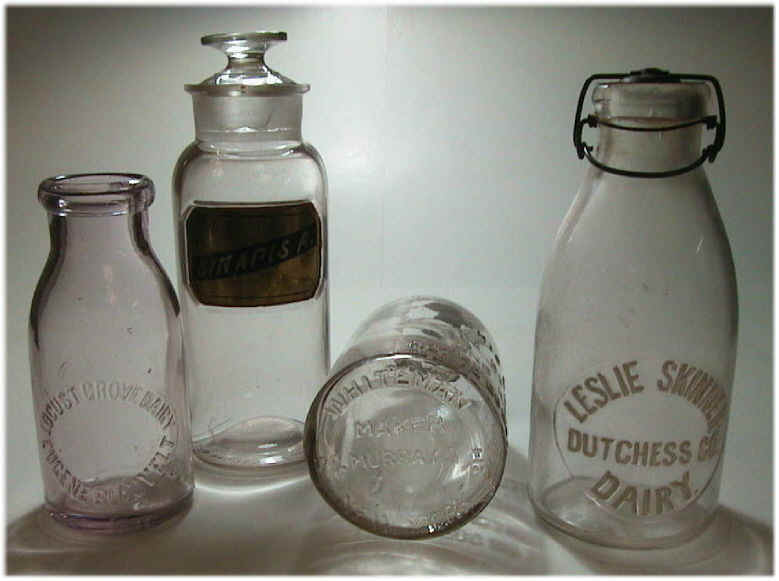 Milk_Bottles_of_the_Late_19th_century