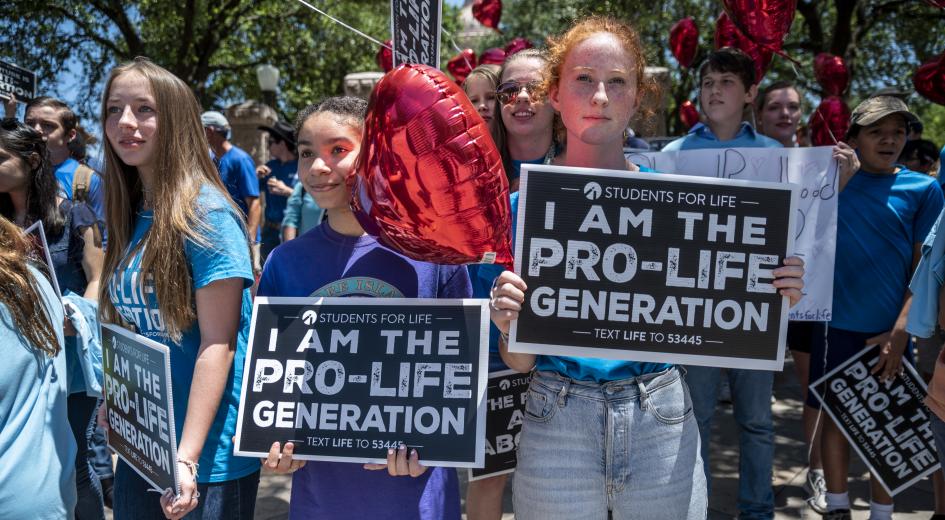 young people protest for pro-life