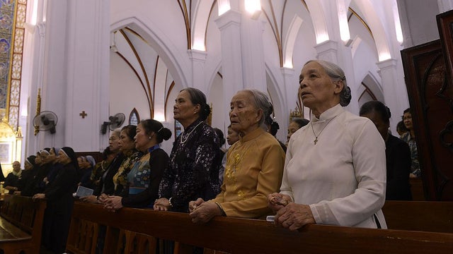 vietnamese church service