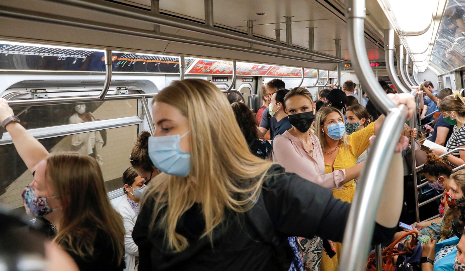 NY subway - masked people