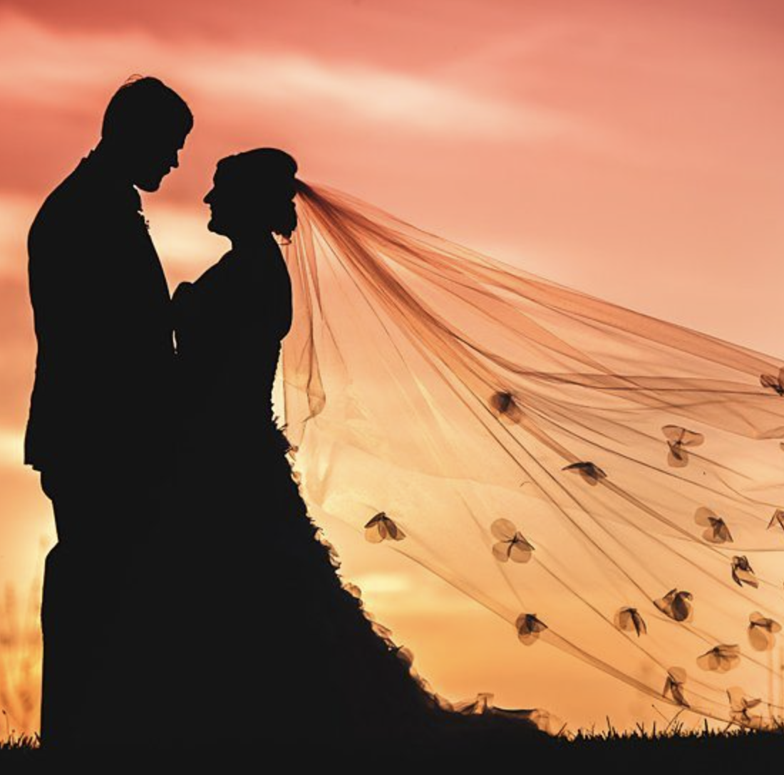 Wedding couple silhouette - square