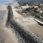 sea wall protects sand dunes, Soulac-sur-Mer, France