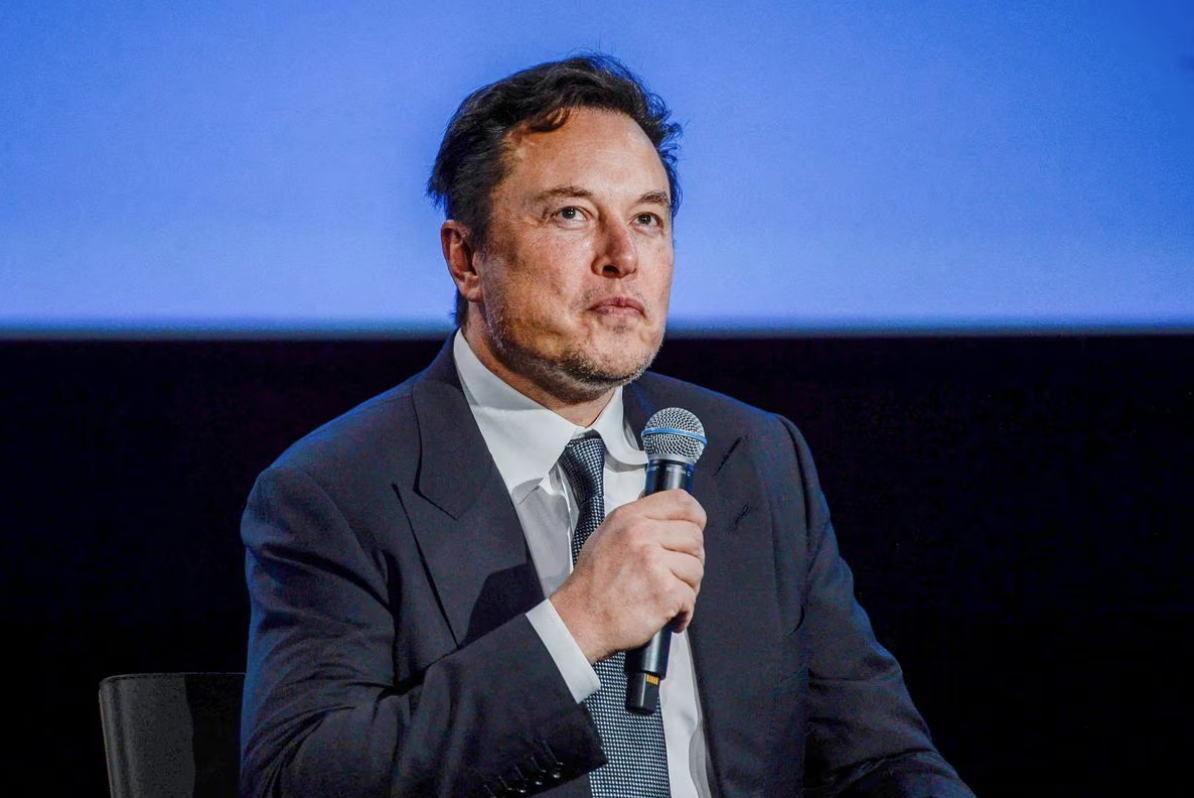 Elon Musk speaks at event