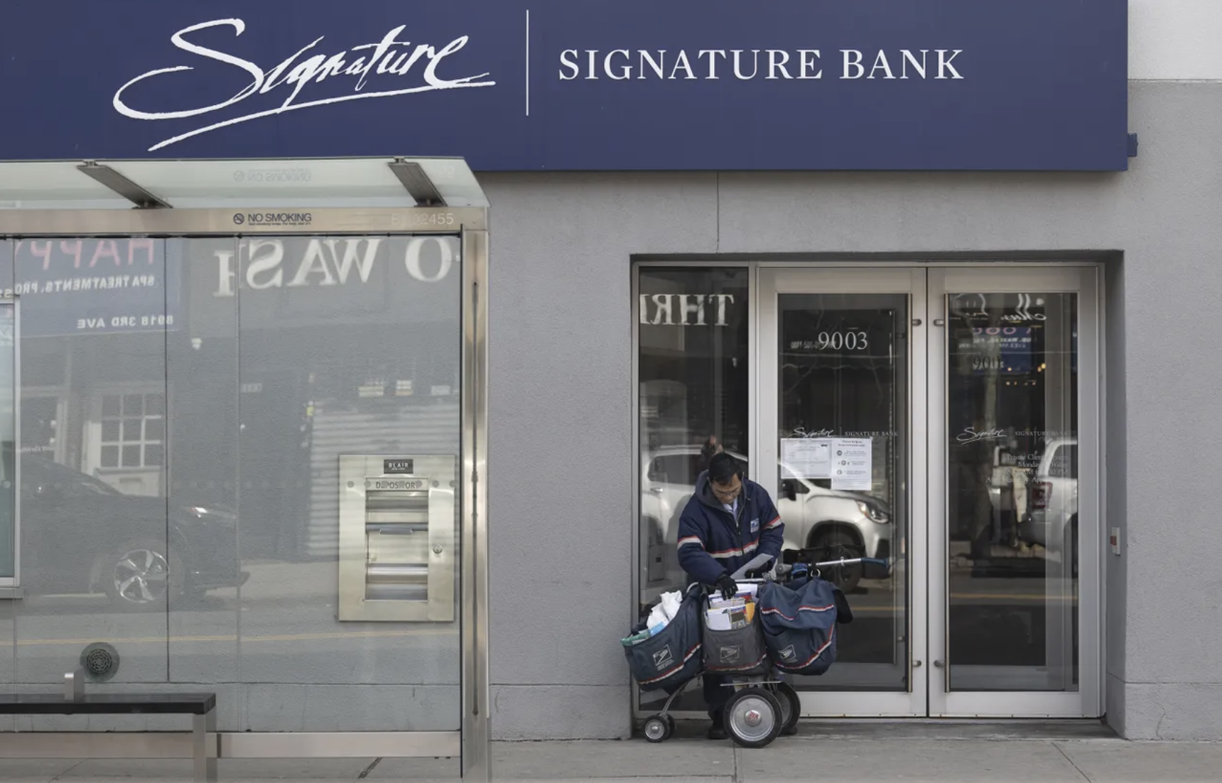 signature bank NYC