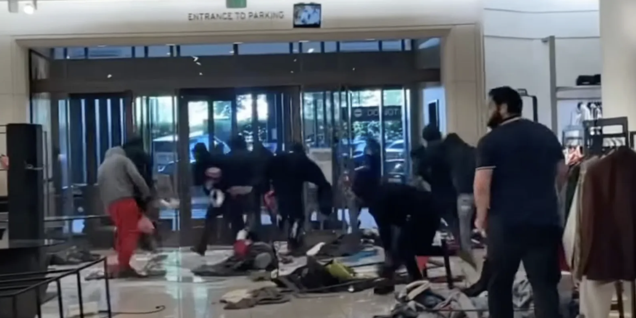 dozens of looters at nordstrom