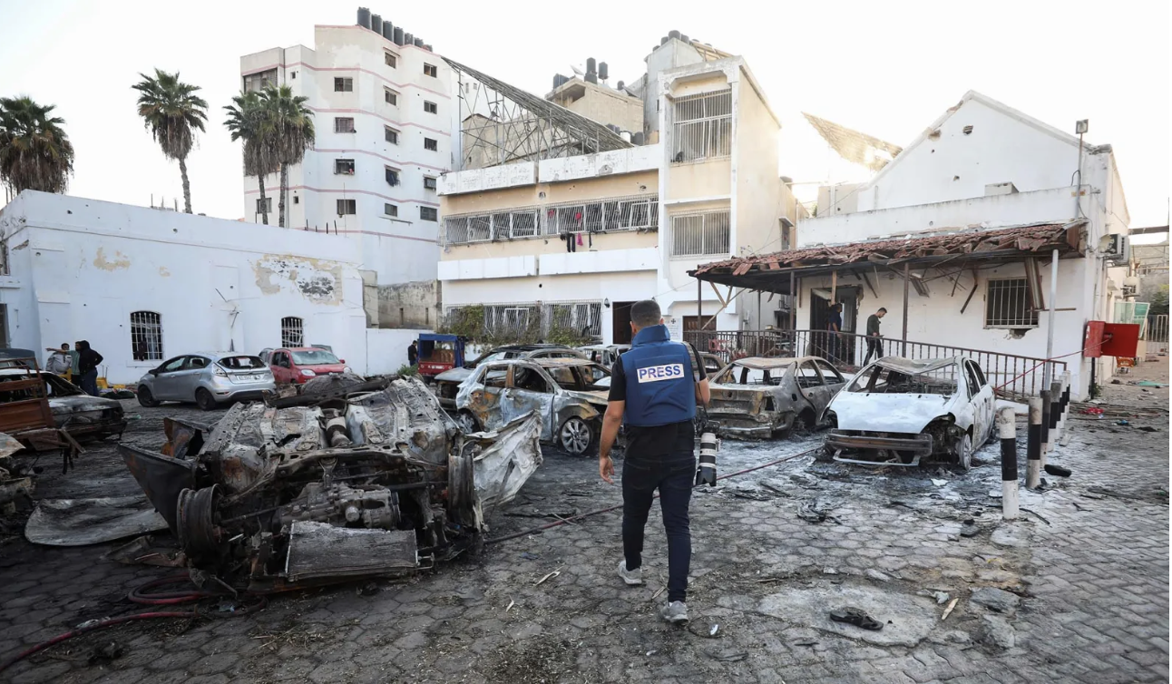 bombed Al-Ahli hospital, Palensine, member of the press
