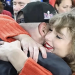 Taylor Swift hugs Travis Kelce after KC Chief's win