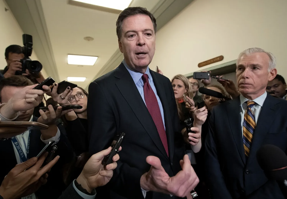 Trump and Top Spy Chiefs
