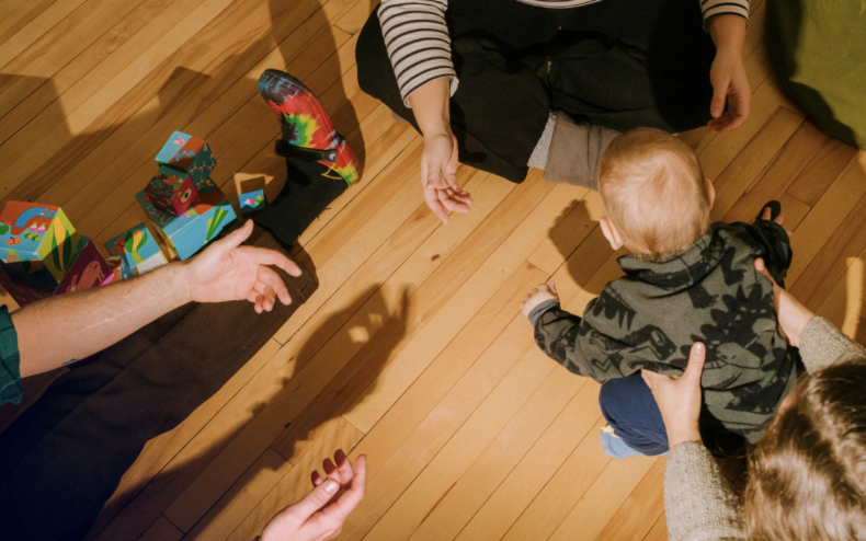 In Search of a Platonic Co-Parent Online